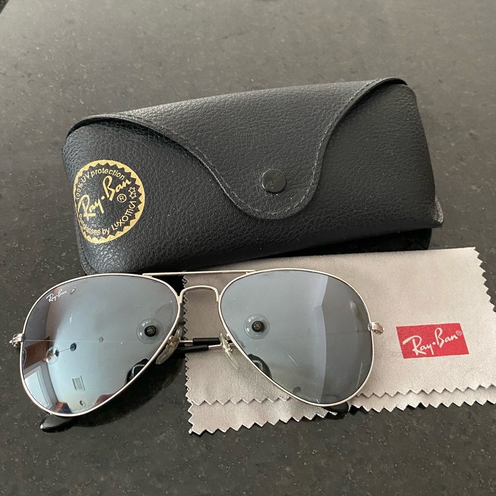 Ray Ban Aviator Large Metal Sunglasses RB3025